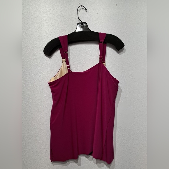 Miraclesuit Solid Dazzle Underwire Tankini Swim Top - Picture 4 of 8
